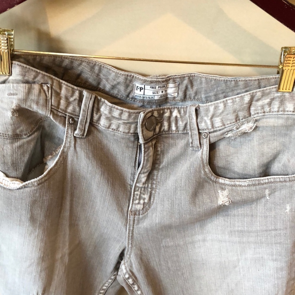 Free People Taupe Ankle Jeans size 31 - Picture 2 of 7
